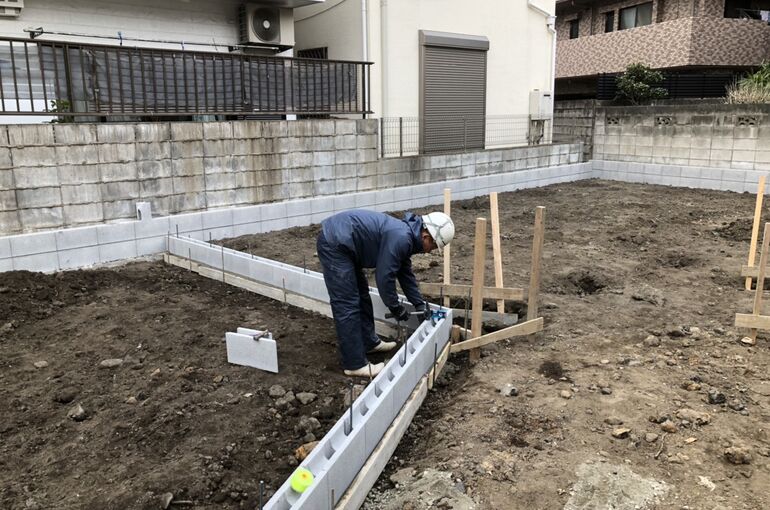 2C2412D2-C40F-4ECF-BC79-FB18D6F0B01F