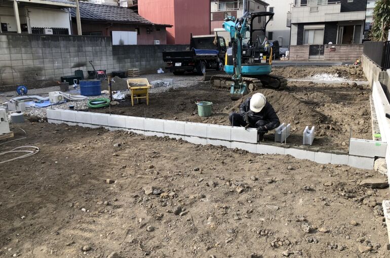 CF57B1DB-3831-4749-A85E-3A0E26D3E416