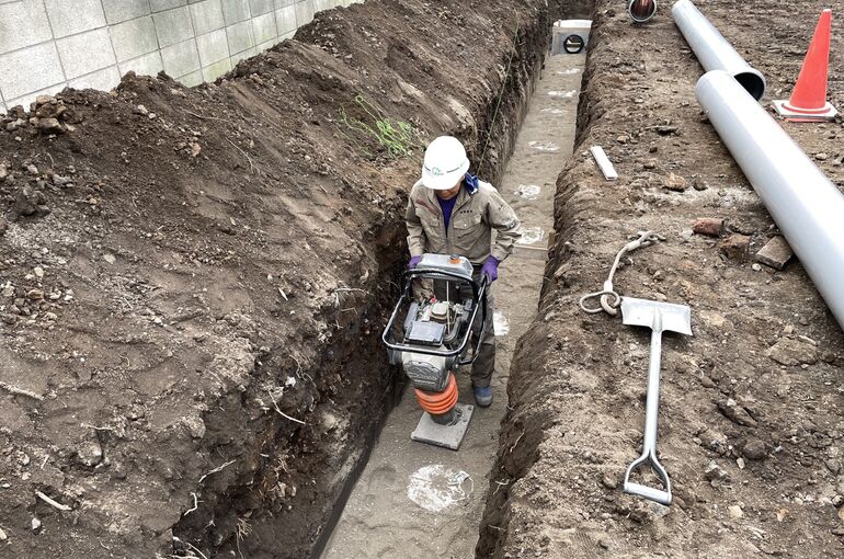 A98E786C-E44C-4040-ABF9-0079C4379ADE