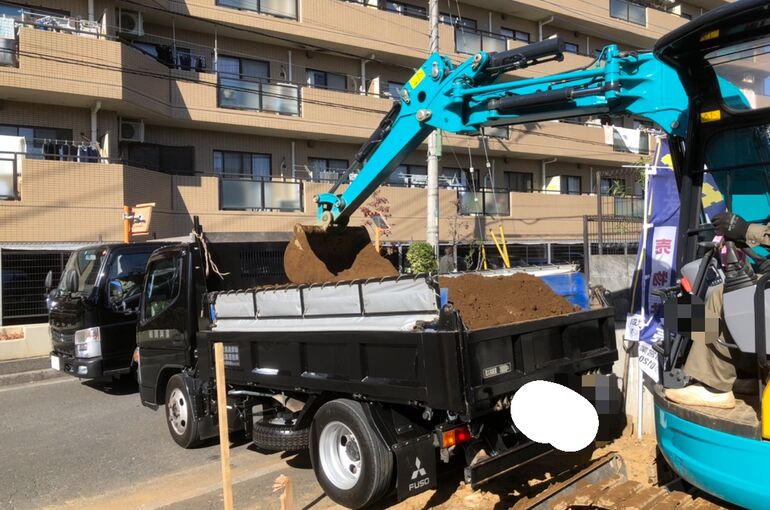 B16930D5-3E08-4C68-B693-4D4A22AAE072