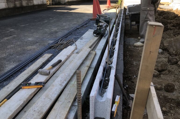 04A2B1E7-9CB5-4607-BB62-0E3DF258206D