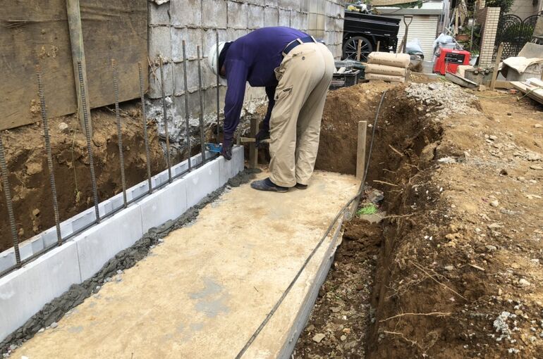 B3E29B6F-B1DE-407F-B129-9AE74A0BDCB3