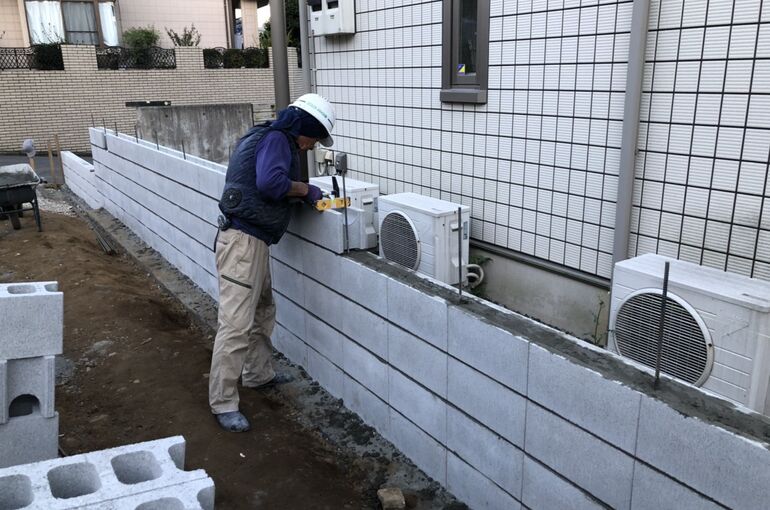 EEFC890F-5B73-44B5-B1BE-F8077C56D1DE