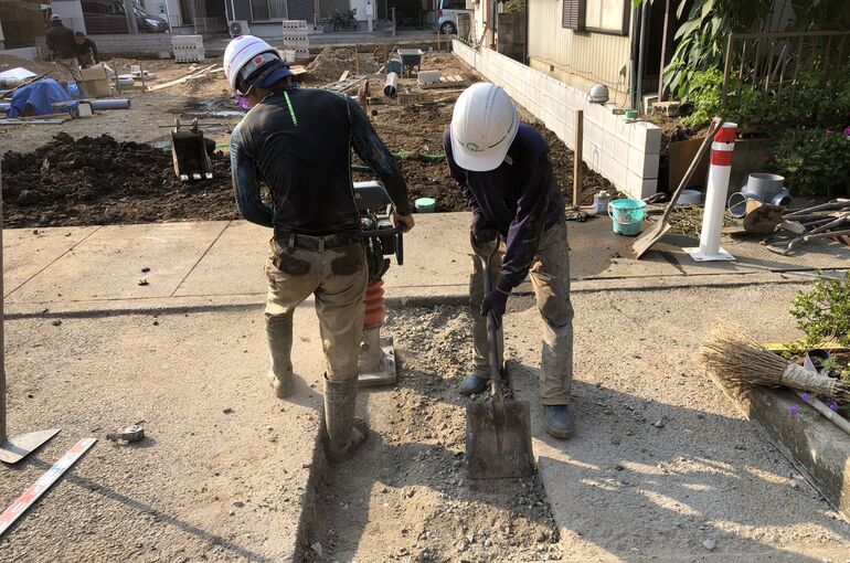 EE3AFC4E-2657-46FE-95F3-7C39B008A486