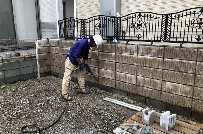 ２現場にてブロック施工