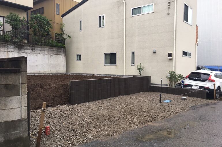 5C6AF7C7-99A6-4184-BE16-4339C12F32FF