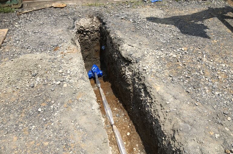 給水取り出し工事