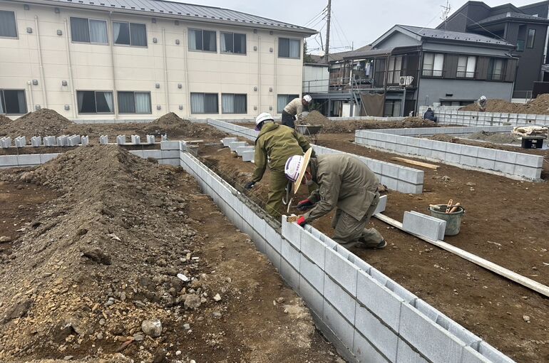 型枠ブロック積み工事